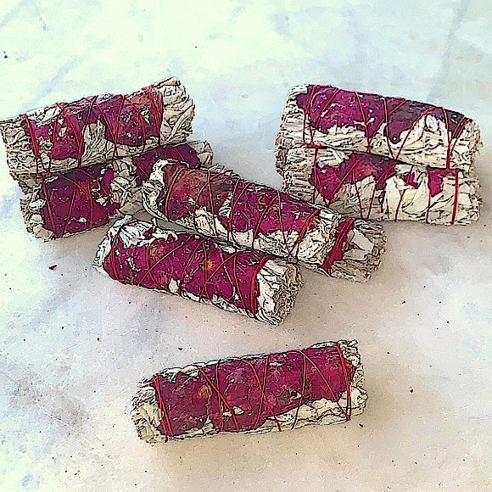 SAGE SMUDGE CLEANSING STICK WITH RED ROSE PETALS